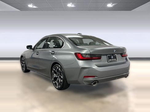 Certified 2025 BMW 330i Sedan RWD image 3