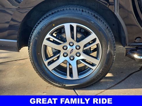 Used 2023 Ford Expedition Max Limited image 40