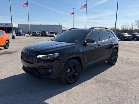 Used 2021 Jeep Cherokee Latitude Plus image 7