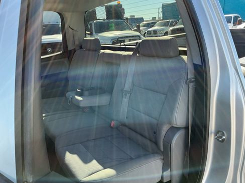 Used 2015 Chevrolet Silverado 3500 LT w/ LT Convenience Package image 14