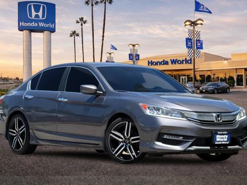 Used 2016 Honda Accord Sport image 2