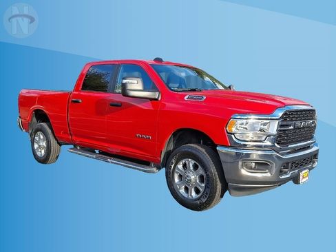 Used 2024 RAM 2500 Big Horn w/ Bed Utility Group image 1