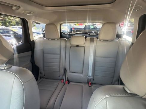 Used 2014 Ford Escape Titanium FWD image 37