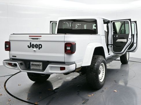 Used 2022 Jeep Gladiator Overland image 42
