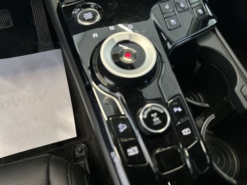 Used 2025 Kia Sportage SX Prestige image 24