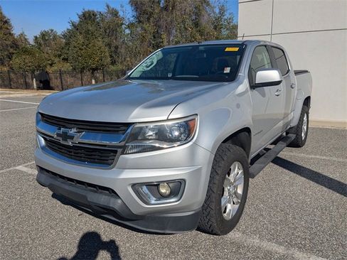 Used 2018 Chevrolet Colorado W/T w/ WT Convenience Package image 2