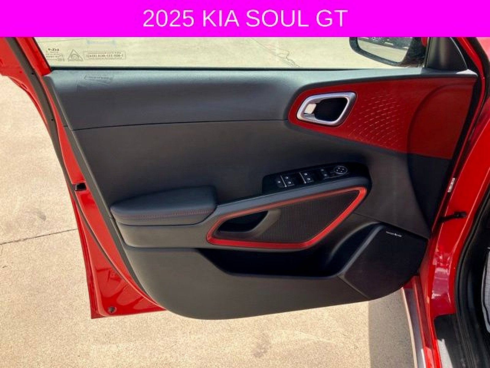 Used 2025 Kia Soul GT-Line w/ GT-Line Technology Package FWD image 24