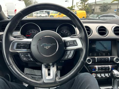 Used 2018 Ford Mustang Premium image 20