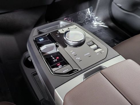 Certified 2025 BMW iX xDrive50 AWD/4WD image 40