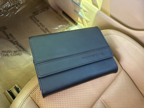 Used 2016 Porsche Cayenne image 24