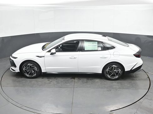 New 2026 Hyundai Sonata SEL FWD image 18