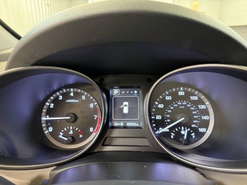 Used 2018 Hyundai Santa Fe Sport image 29