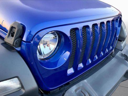 Used 2019 Jeep Wrangler Unlimited Sport S AWD/4WD image 24