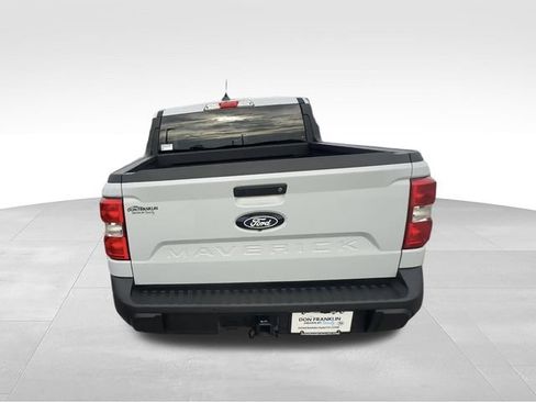 Used 2025 Ford Maverick XLT w/ Equipment Group 302A AWD/4WD image 4