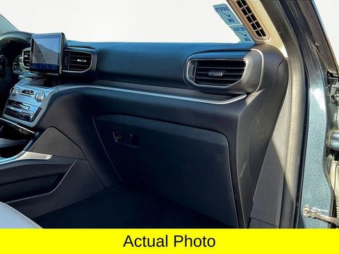 Used 2022 Ford Explorer XLT w/ Equipment Group 202A image 16