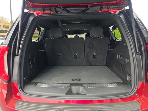 Used 2022 GMC Yukon XL Denali AWD/4WD image 13