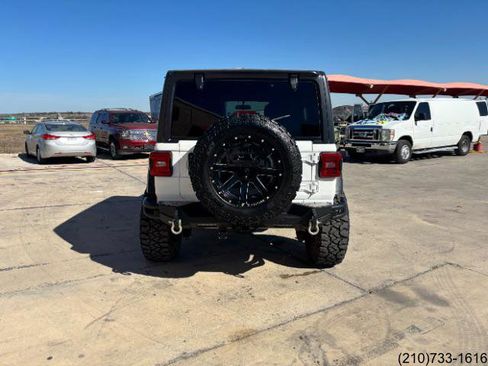 Used 2019 Jeep Wrangler Unlimited Sport S image 6