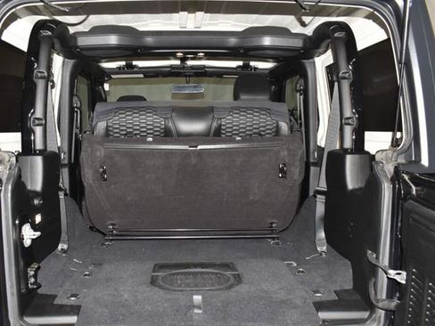 Used 2020 Jeep Wrangler Sport image 31