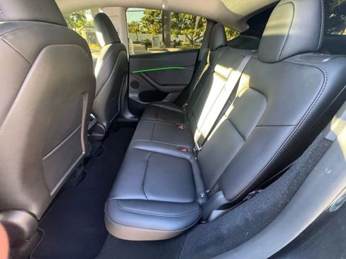Used 2024 Tesla Model Y Long Range RWD image 11