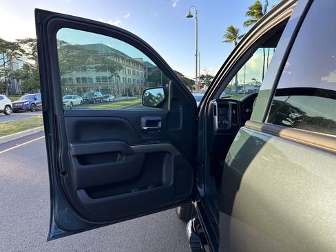 Used 2017 Chevrolet Silverado 1500 LT w/ All Star Edition image 19