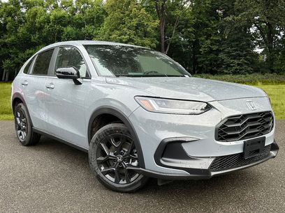 New 2025 Honda HR-V Sport