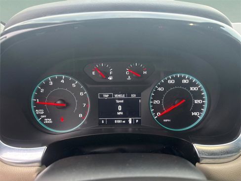 Used 2023 Chevrolet Traverse LS image 22