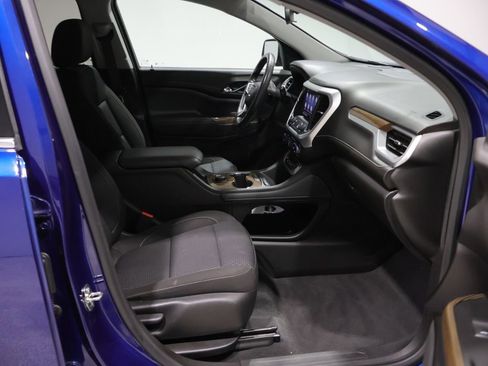 Used 2023 GMC Acadia SLE image 21