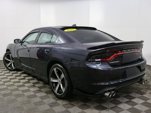 Used 2017 Dodge Charger SXT image 8