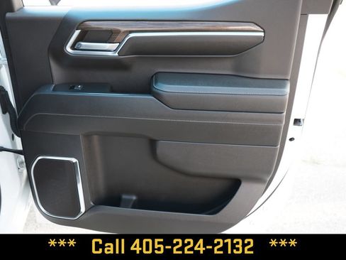 Used 2023 Chevrolet Silverado 1500 RST w/ Convenience Package II AWD/4WD image 24