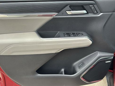 New 2025 GMC Acadia Elevation w/ Elevation Premium Package image 14