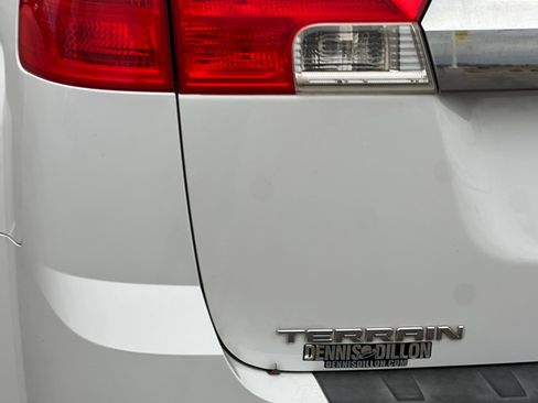 Used 2011 GMC Terrain SLT image 22