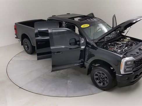 Certified 2023 Ford F250 Lariat w/ Lariat Ultimate Package image 49