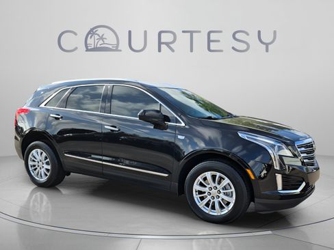 Used 2019 Cadillac XT5 FWD image 7