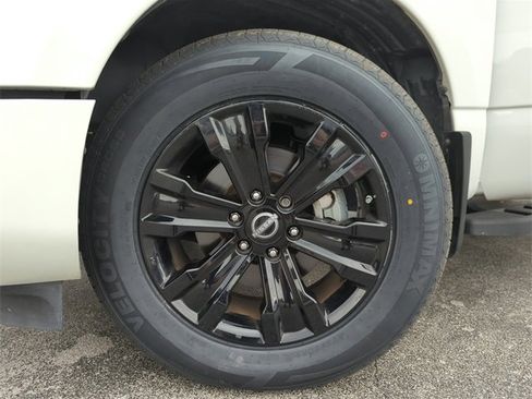 Certified 2023 Nissan Titan SV w/ SV Convenience Package image 44