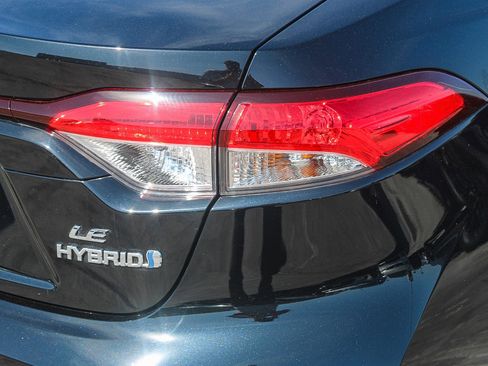 Certified 2023 Toyota Corolla LE w/ LE Convenience Package image 10