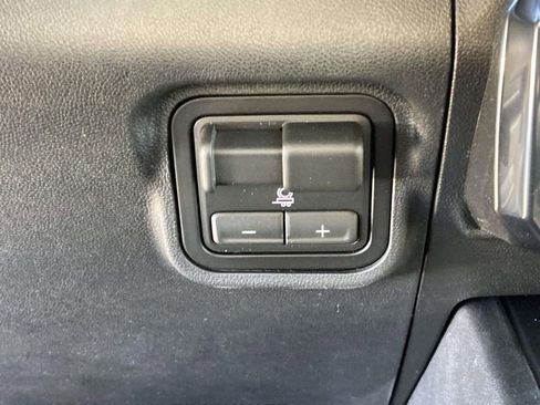 New 2026 GMC Hummer EV SUV image 25