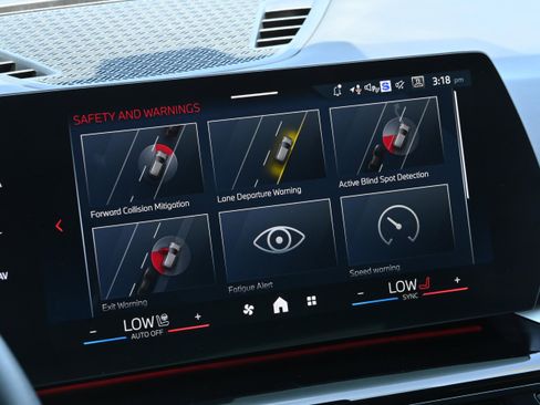 Certified 2025 BMW X1 xDrive28i w/ Premium Package image 20