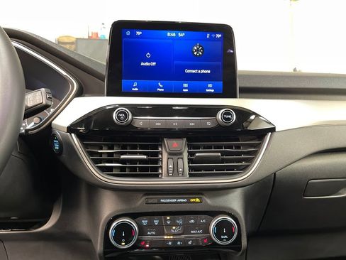 Used 2022 Ford Escape SEL w/ Class II Trailer Tow Package image 24