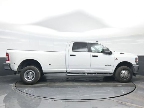 Used 2024 RAM 3500 Big Horn image 7