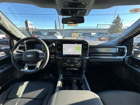 New 2026 Ford F250 Lariat w/ Black Appearance Package image 16