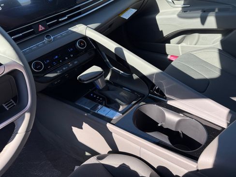 New 2026 Hyundai Elantra Sport image 13