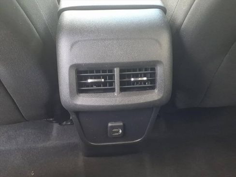 Used 2019 Chevrolet Equinox LS w/ LS Convenience Package AWD/4WD image 24