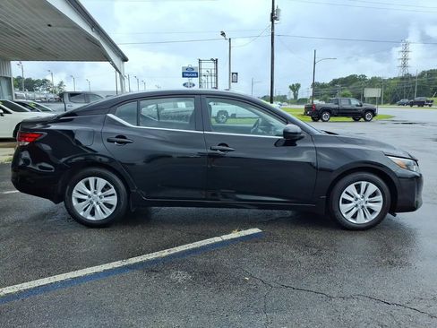 Used 2025 Nissan Sentra S FWD image 8