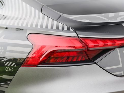 Used 2023 Audi RS e-tron GT image 19