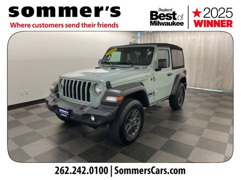 Used 2024 Jeep Wrangler Sport AWD/4WD image 2