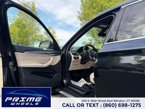 Used 2016 BMW X1 xDrive28i AWD/4WD image 9