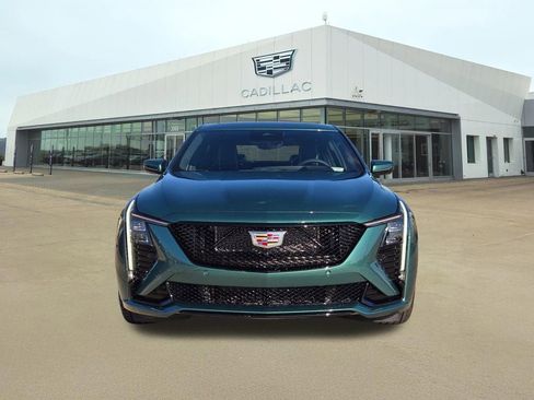 New 2026 Cadillac CT5 V image 2