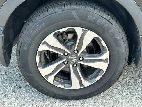 Used 2017 Honda CR-V LX image 7
