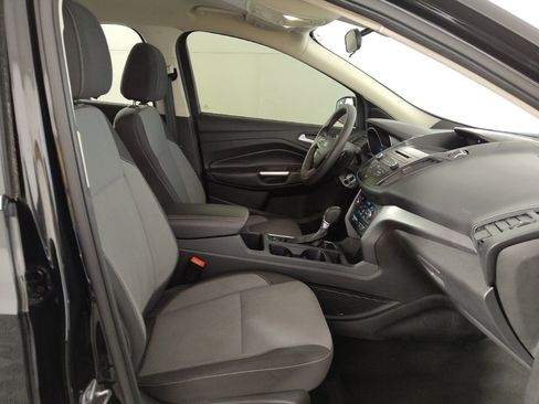 Used 2017 Ford Escape SE FWD image 21