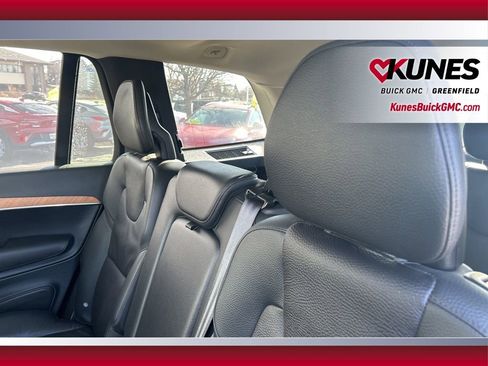 Used 2024 Volvo XC90 B5 Plus image 29